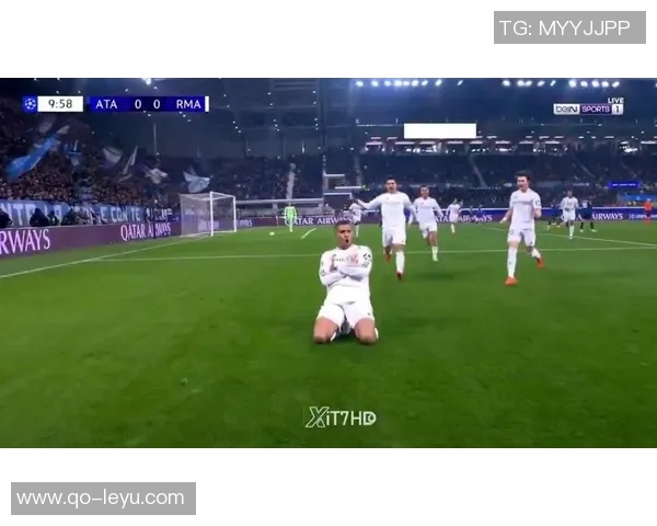 17岁卡尔社交媒体晒滑跪庆祝照德甲官方称联赛首球意义非凡 17岁卡尔社交媒体晒滑跪庆祝照德甲官方称联赛首球意义非凡